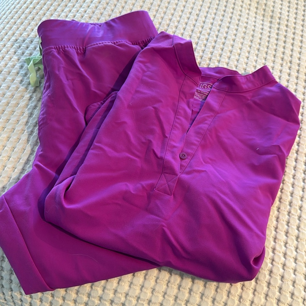 Figs jogger set scrubs